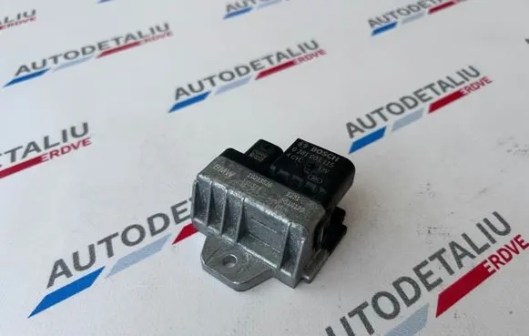 BMW 1 F20 F21 Glow plug pre-heat relay 8514120 0281003115 12218514120
