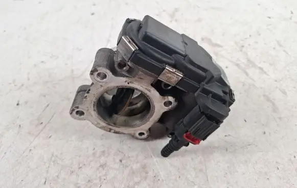 Opel Astra K Throttle valve 55570009DB