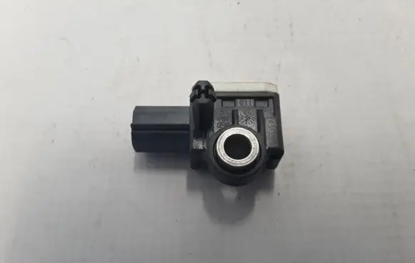 Volvo XC60 Airbag deployment crash/impact sensor 31334336