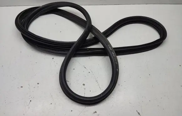 Hyundai i20 (BC3 BI3) Trunk rubber seal (body) 300724