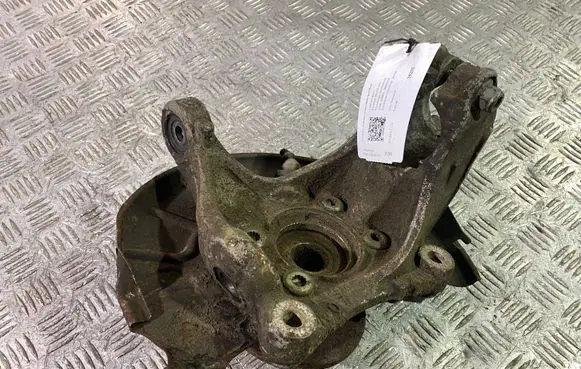 Volkswagen PASSAT B6 Front wheel hub
