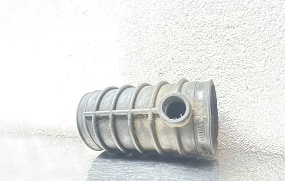 BMW 7 E32 Air intake duct part 1708878 4709