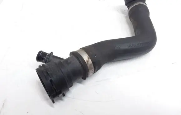 BMW 5 E60 E61 Engine coolant pipe/hose 7789723
