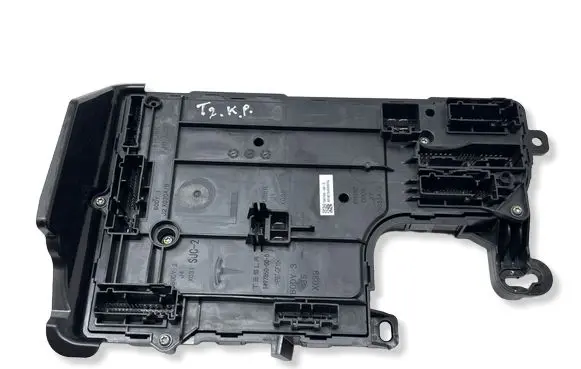 Tesla Model 3 Central body control module 149785000D 156745500C SC1921045200TKJ