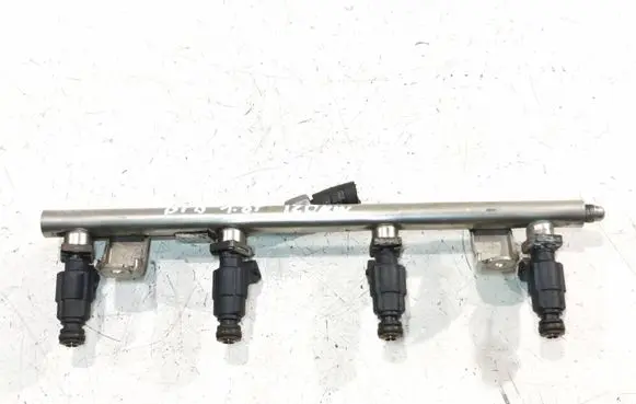 Audi A4 S4 B6 8E 8H Fuel injectors set 06B133551A