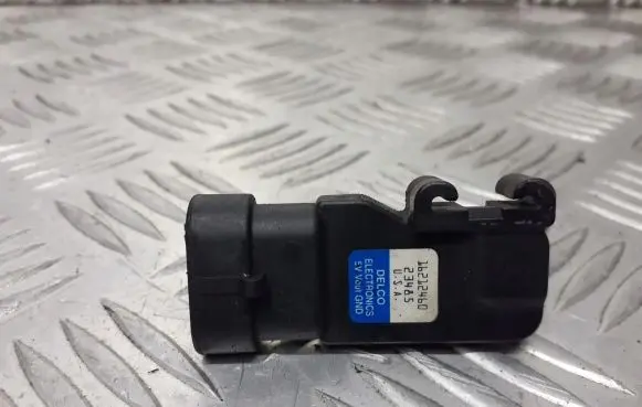Opel Vectra C Air pressure sensor 16212460