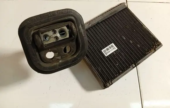 Ford Grand C-MAX A/C cooling radiator (condenser) 