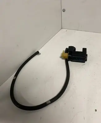 Volvo S60 Turbo solenoid valve 31339808 70466400