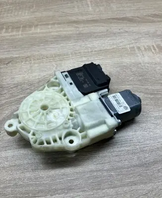 Volkswagen PASSAT B7 Rear door window regulator motor 3C0959794B 3AA959703 LEFTSIDE