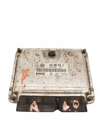Skoda Octavia Mk1 (1U) Engine control unit/module 06A906032LC