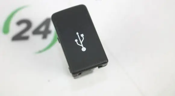 Honda Civic IX USB socket connector K14X281