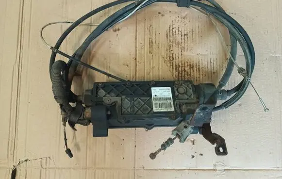 Citroen C5 Hand brake/parking brake motor 9687473180 10220201154