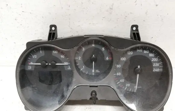Seat Leon (1P) Speedometer (instrument cluster) 1P0920823F