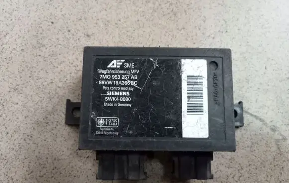 Ford Galaxy Tow bar trailer control unit/module 7M0953257AB