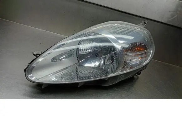 Fiat Punto (199) Front reflector 