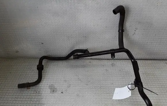 Skoda Octavia Mk2 (1Z) Engine coolant pipe/hose 038121065