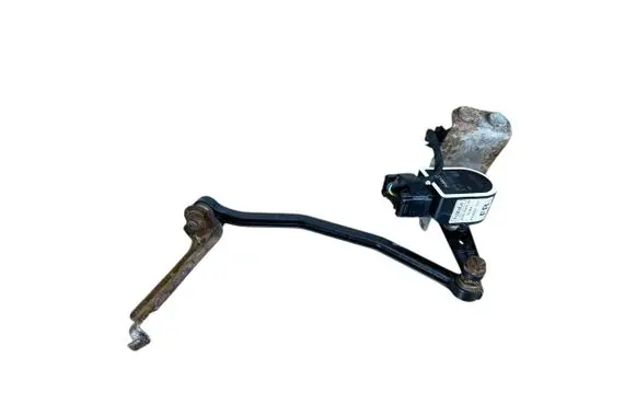 Headlight/headlamp level sensor