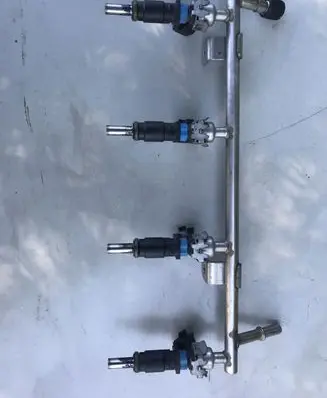 Opel Astra J Fuel injectors set 55562599