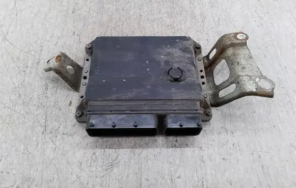 Toyota Yaris Engine control unit/module ECU 89661-0D310