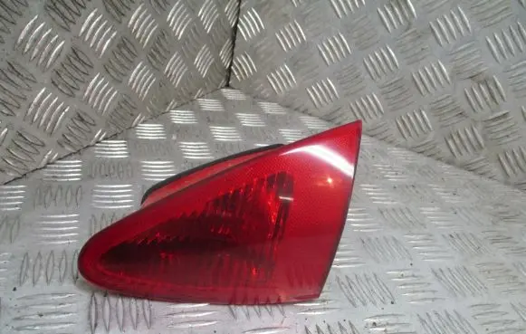 Alfa Romeo 147 Rear/tail lights 46556346