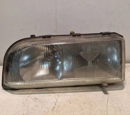 Volvo 850 Headlight/headlamp dust cover 133368