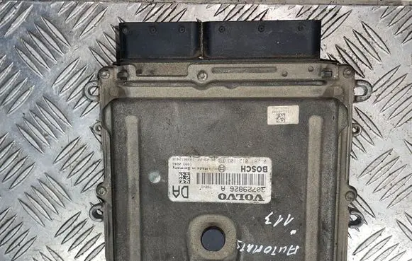 Volvo XC90 Engine control unit/module 30729826A 1039S12418 0281012103