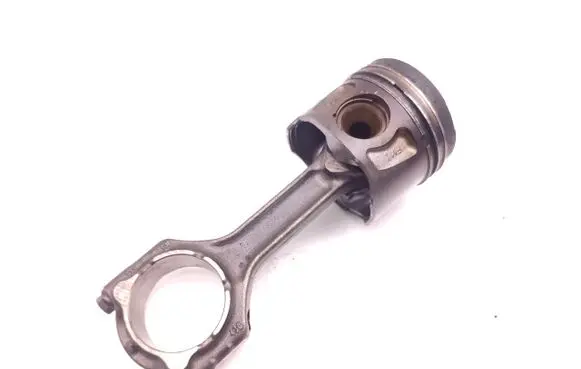 Opel Insignia A Piston with connecting rod A20DTH