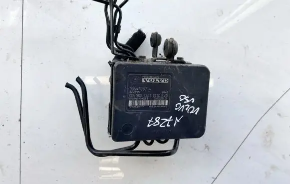Volvo V50 ABS Pump 30647857a 04w022