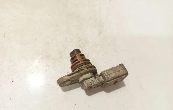 Volkswagen Golf V Camshaft position sensor 030907601e