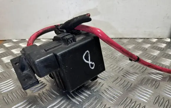 Renault Megane III Fuse module 243880001R