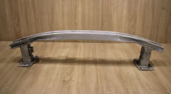 Renault Megane III Front bumper cross member