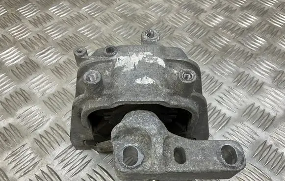 Volkswagen Scirocco Engine mount bracket 1K0199272CB
