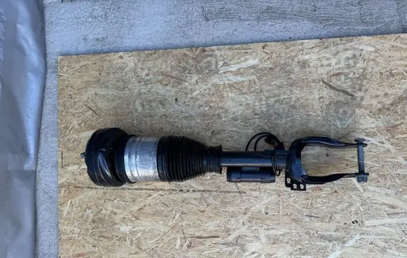 Mercedes-Benz GLE W167 Front shock absorber/damper a1673203605