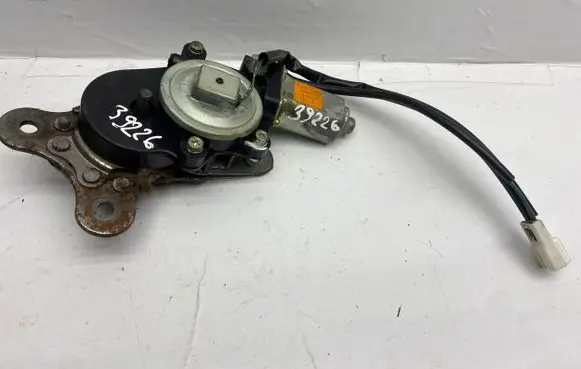 Nissan Murano Z50 Seat adjustment motor 87449CA31A 1658407B
