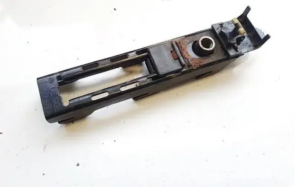 Volkswagen PASSAT B5 Seat belt adjustment rail 3b0857819b