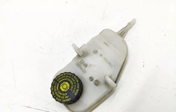 Citroen DS4 Brake fluid reservoir 0204254192