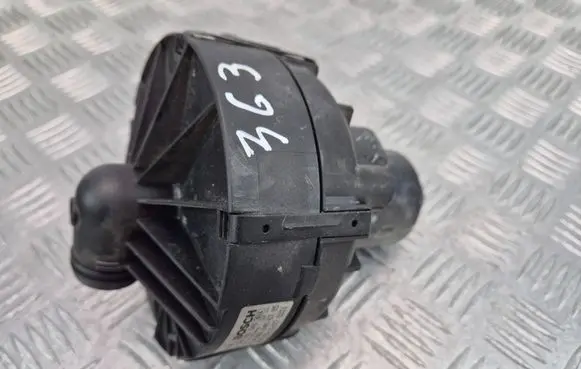 Mercedes-Benz E W212 Secondary air pump A0001406785 0580000041 0071511270231