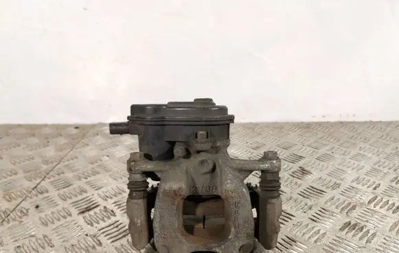 Jeep Renegade Rear brake caliper
