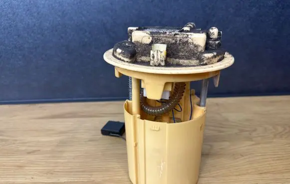 Peugeot Partner In-tank fuel pump 9684995280