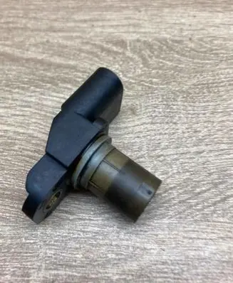 BMW 5 E60 E61 Camshaft position sensor 7794646