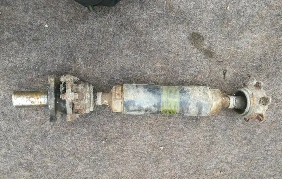 Mitsubishi Pajero Middle center prop shaft 