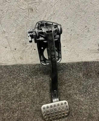 Mercedes-Benz C AMG W205 Brake pedal A1702900182