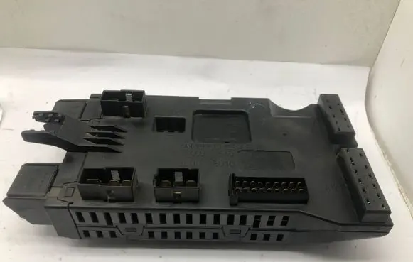 Mercedes-Benz Vito Viano W638 Fuse module 0005400650