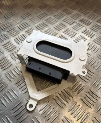 Volvo XC60 Hand brake control module 6G912598CC 32620227 31318610
