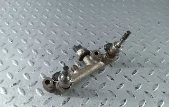Subaru Levorg Fuel injectors set 17522AB020 15093417535 16600AA310