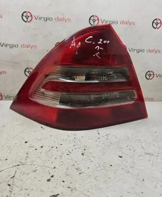 Mercedes-Benz C W203 Rear/tail lights 3311