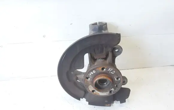 Volvo V60 Front wheel hub