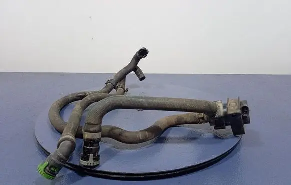 Volvo V40 Water pump 31338605