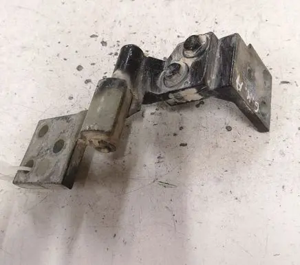 Citroen Berlingo Rear door lower hinge