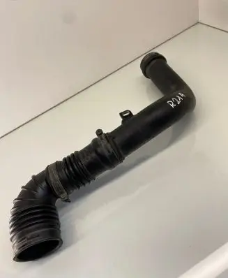 Mazda 6 Air intake hose/pipe R2AA13231 K3804 R2AA1376X